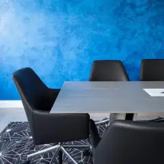 Applicator: Italiano Bros Enterprise. Grassello Fino, Blue wall.